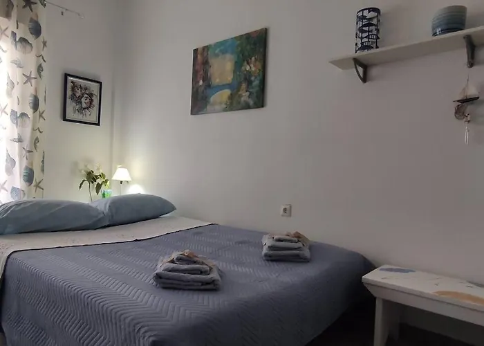 Daire Azure Waves - By The Sea In Pefkochori